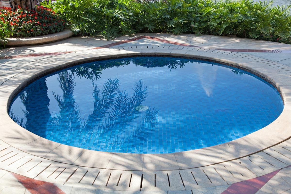 How Long Does It Take For Builders To Build A Pool? - 2023 Guide - TV Acres